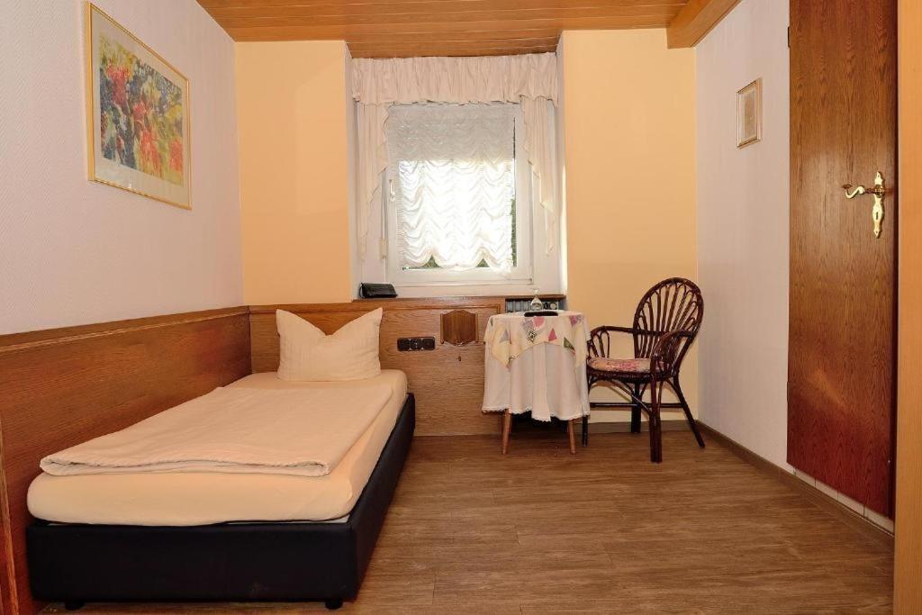 Weinhaus Hotel Zum Josefshof Graach Quarto foto