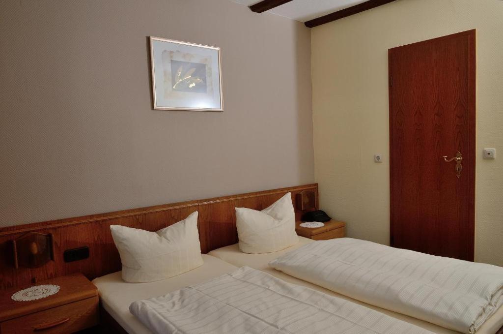Weinhaus Hotel Zum Josefshof Graach Quarto foto